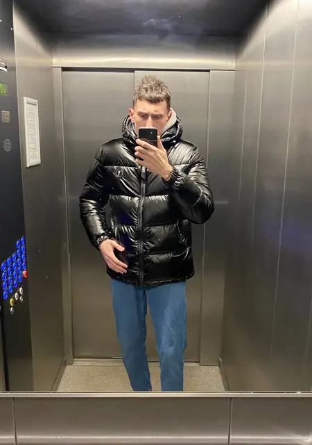 Я Ярослав, 22, из Новопскова, ищу знакомства без обязательств