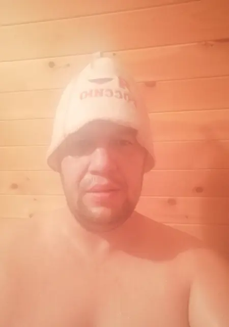 Я Алексей, 25, из Ясиноватой, ищу знакомство для совместных путешествий