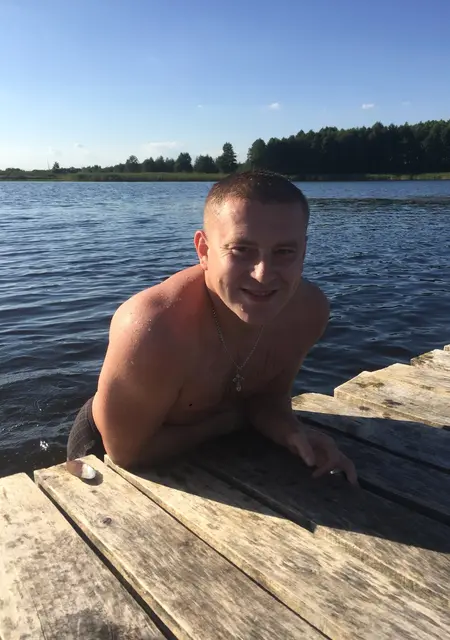 Я Андрей, 35, из Луцка, ищу знакомства на одну ночь