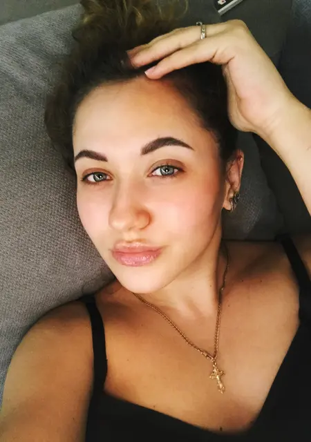 Я Анжела, 32, из Киева, ищу знакомство для постоянных отношений