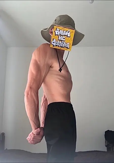 Я Захар, 19, из Винницы, ищу знакомство для постоянных отношений