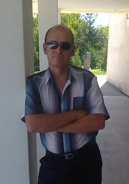 Валерий из Карловки, ищу на сайте дружбу