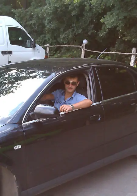 Александр из Умани, ищу на сайте знакомства без обязательств