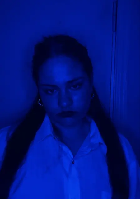 Оля из Бердянска, мне 18, познакомлюсь для открытые отношения