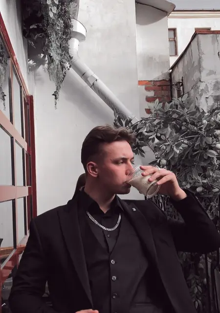 Господин из Минска, мне 21, познакомлюсь для вирта