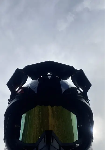 Я Илья, 19, из Киева, ищу знакомство для вирта