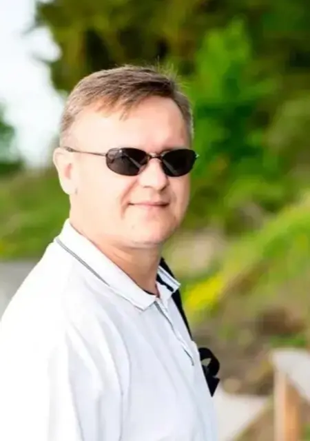 Alex из Запорожья, мне 44, познакомлюсь для приятного времяпровождения