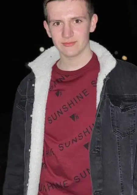 Влад з Львова, мені 19 років, познайомлюсь без зобов'язань