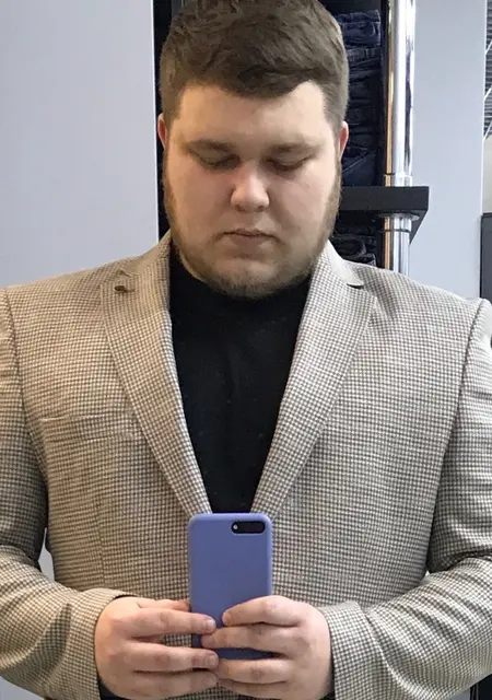 Я Андрей, 22, знакомлюсь для открытые отношения в Ровно