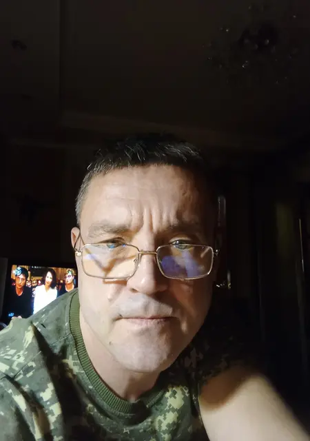 Владимир з Мирнограда, мені 37 років, познайомлюсь без зобов'язань