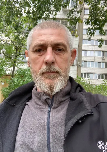 Я Игорь, 57, из Днепра, ищу знакомства на одну ночь