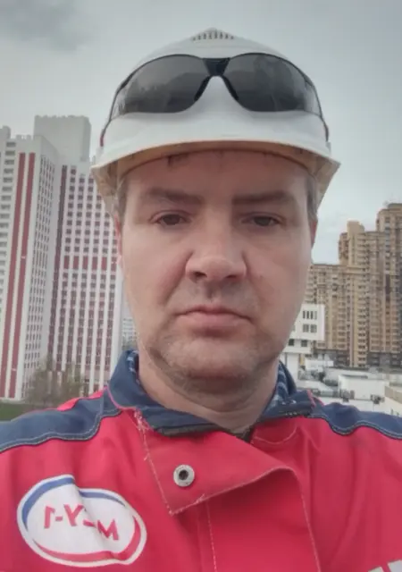 Я Роман, 46, из Мелитополя, ищу знакомства без обязательств