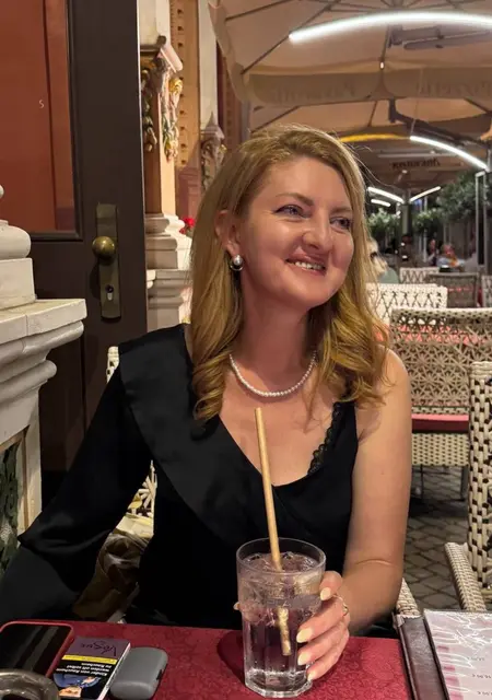 Я Ирина, 39, из Берлина, ищу знакомство для постоянных отношений