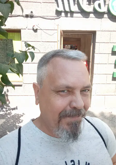 Дима з Запоріжжя, мені 55 років, познайомлюсь для приємного проведення часу