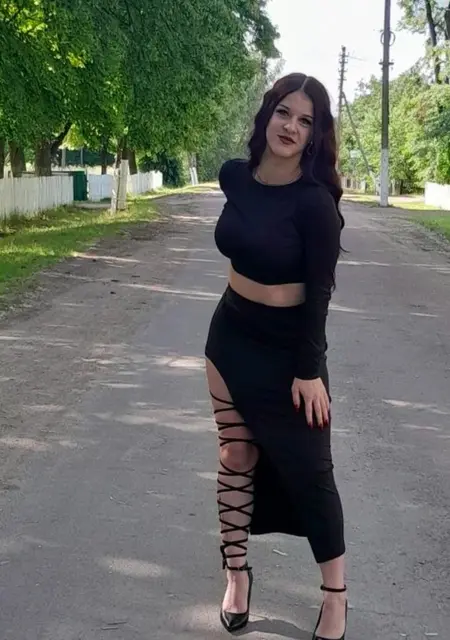 Лера из Днепра, ищу на сайте знакомства без обязательств