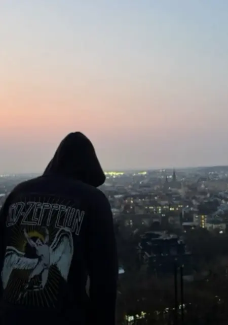 Я Андрій, 18 років, знайомлюсь без зобов'язань у Львові