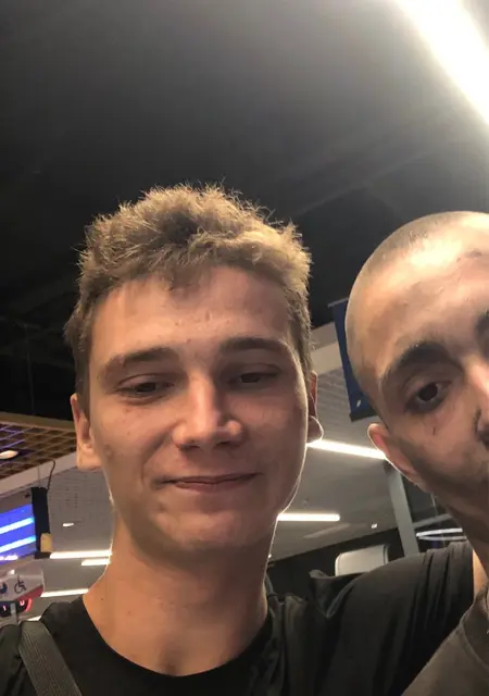 Захар из Першотравенска, ищу на сайте знакомства на одну ночь