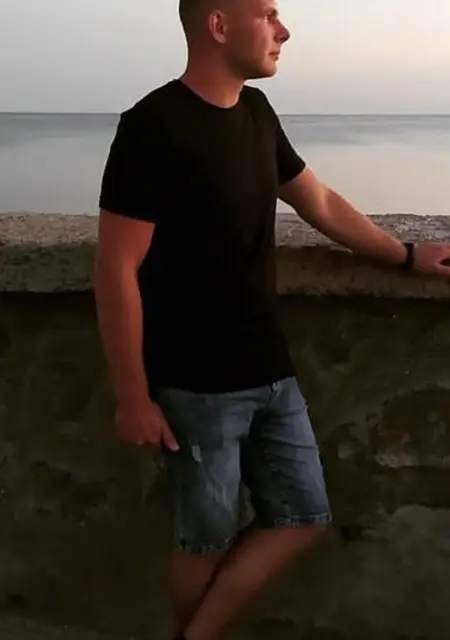 Dima из Киева, мне 30, познакомлюсь для постоянных отношений