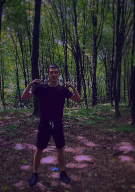 Я Виталий, 22, из Калуша, ищу знакомство для общения