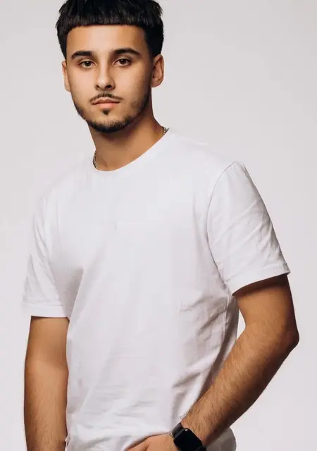 Олег из Каменского, ищу на сайте знакомства на одну ночь