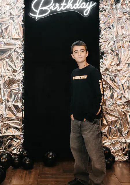 Я Марк, 18, знакомлюсь на одну ночь в Кропивницком