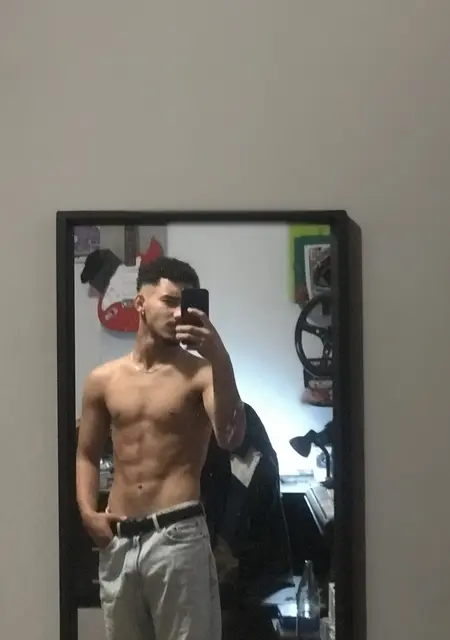 Joao Victor из Лас-пальмас-де-гран-канария, ищу на сайте знакомства на одну ночь