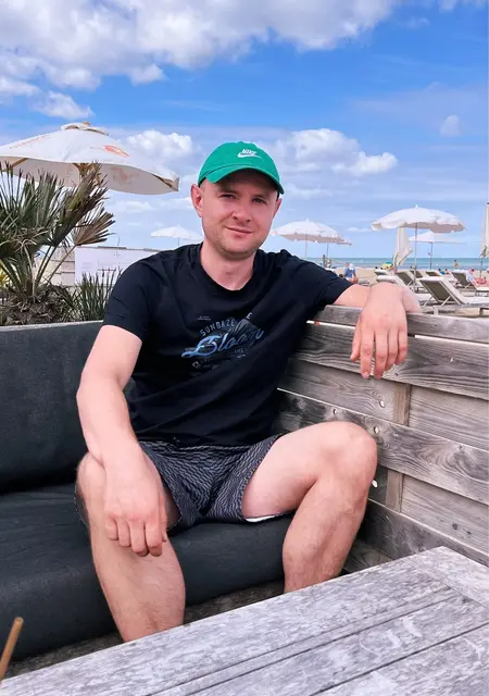 Andrew из Парижа, мне 29, познакомлюсь на одну ночь