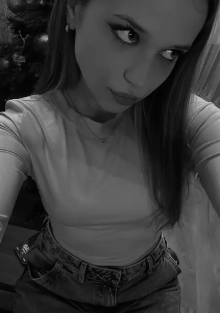Я Крижина, 19, из Киева, ищу знакомства на одну ночь