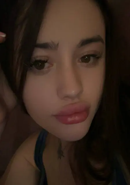 Я Даша, 22 років з Львів, шукаю знайомство для дружбы