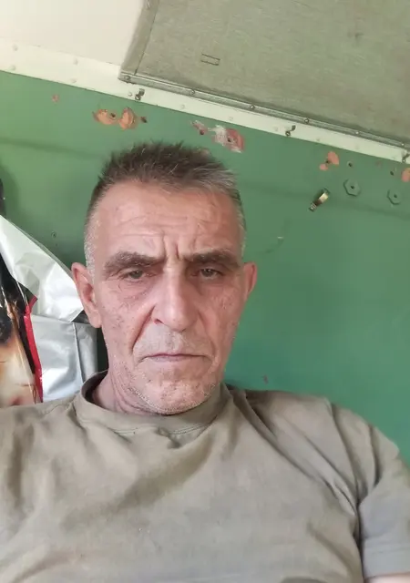 Игорь из Донецка, мне 58, познакомлюсь для общения