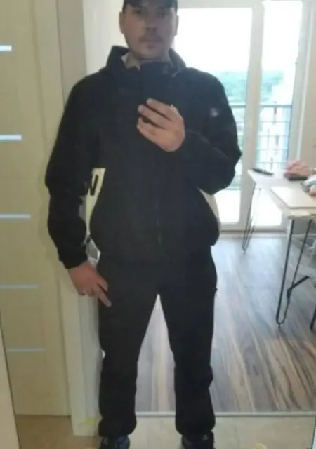 Андрій из Житомира, ищу на сайте знакомства на одну ночь