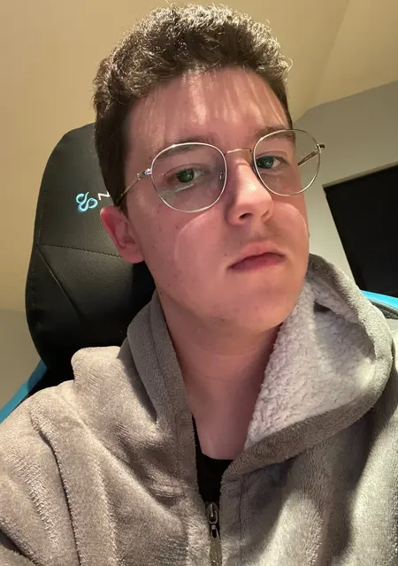 Bruno из Ла-коруньи, ищу на сайте знакомства на одну ночь