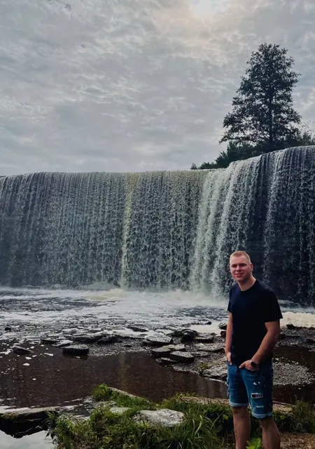 Ярослав из Таллина, мне 28, познакомлюсь для дружбы