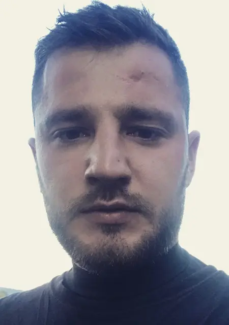 Vova из Винницы, мне 29, познакомлюсь для приятного времяпровождения