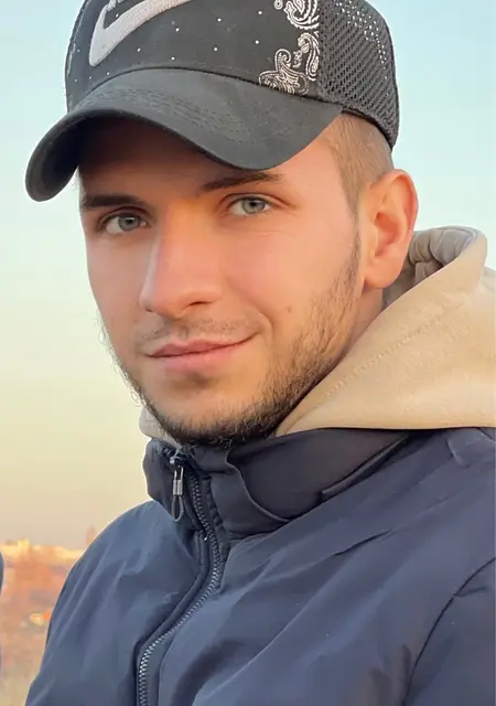 Я Дмитрий, 31, из Харькова, ищу знакомство для совместных путешествий