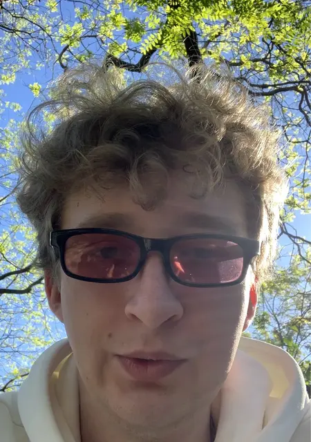 Я Данило, 21, знакомлюсь на одну ночь в Одессе