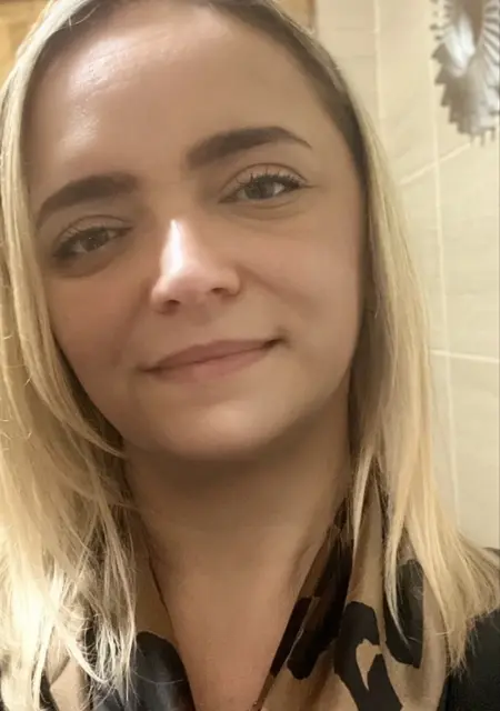 Оксана из Киева, мне 50, познакомлюсь для постоянных отношений