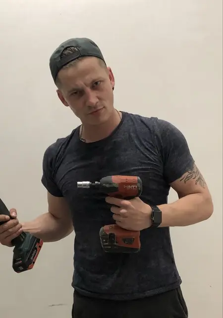 Я Дмитрий, 30, знакомлюсь на одну ночь в Вене