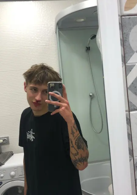 Dimakiss из Гомеля, мне 19, познакомлюсь на одну ночь