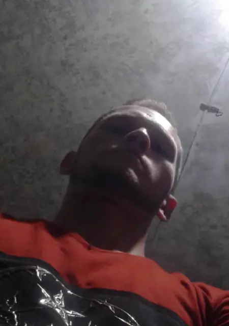 Ярослав з Львова, шукаю на сайті знайомства без зобов'язань