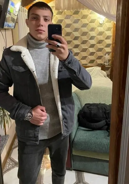 Руслан из Ярмолинцев, ищу на сайте знакомства на одну ночь