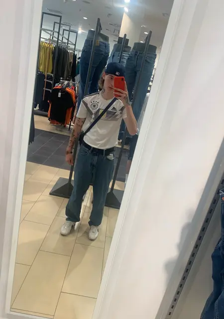 Я Danil, 20, знакомлюсь для совместных путешествий в Познани