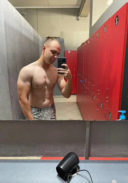 Я Діма, 25, знакомлюсь для приятного времяпровождения в Бердичеве