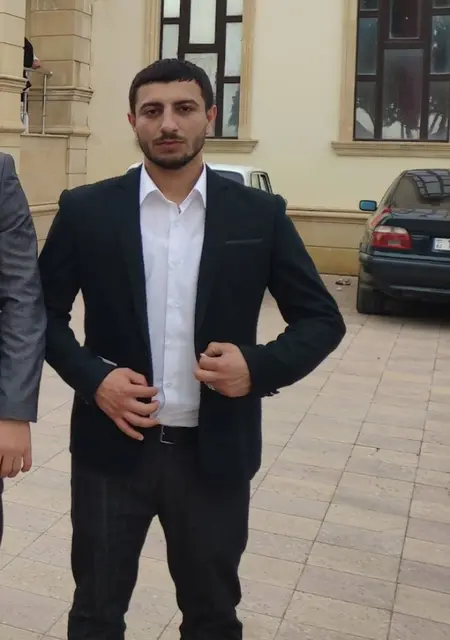 Миша из Сарагосы, мне 28, познакомлюсь для дружбы