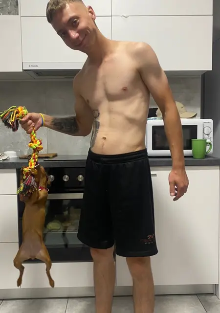 Я Даня, 27, из Одессы, ищу знакомства без обязательств