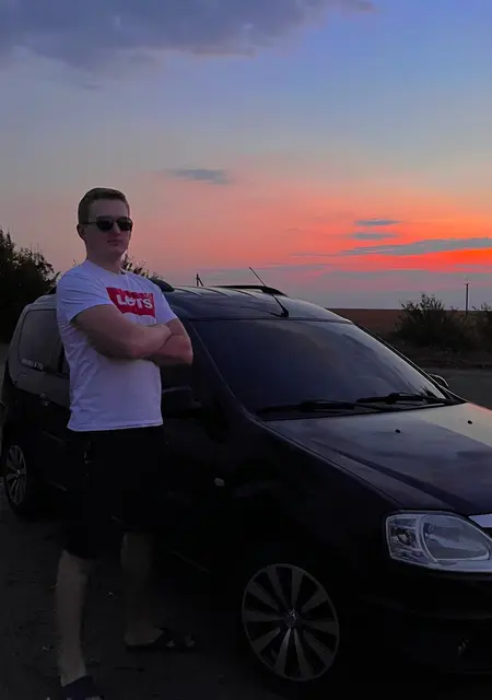 Я Александр, 27 років, знайомлюсь для спілкування у Кропивницькому