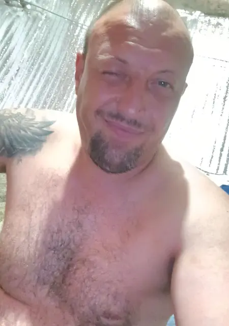 Rikitikitavi з Костянтинівки, мені 40 років, познайомлюсь для постійних стосунків