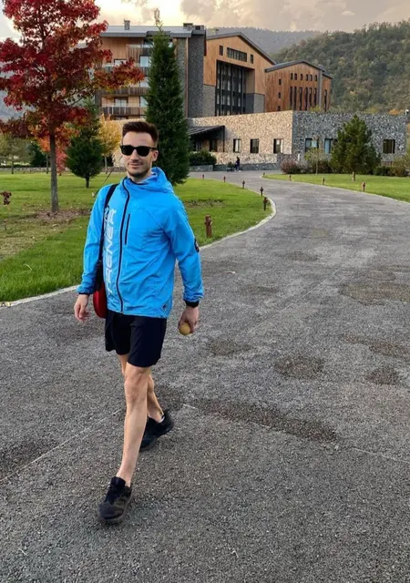 Макс из Кременчуга, ищу на сайте знакомства на одну ночь