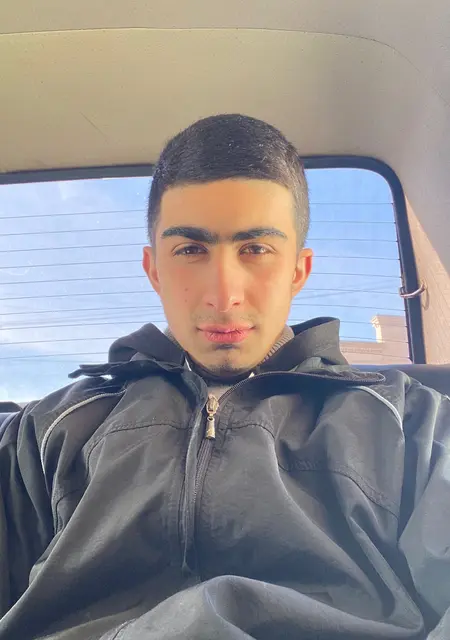 Arman из Еревана, ищу на сайте знакомства на одну ночь