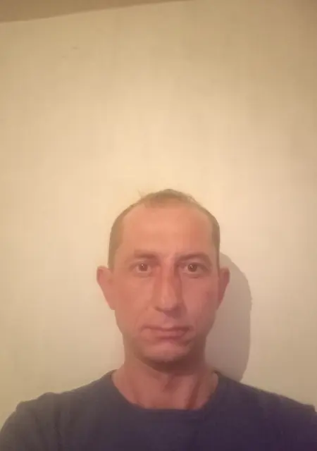 Евгений из Новопскова, ищу на сайте приятное времяпровождение